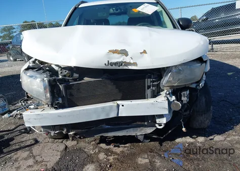 2016 Jeep Compass Sport z USA, uszkodzony, nr VIN 1C4NJCBAXGD715736